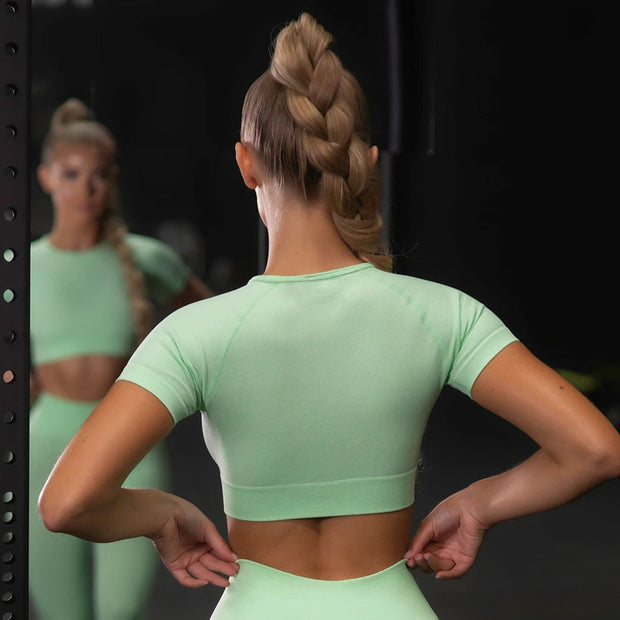 Women Seamless Yoga & Gym Set
