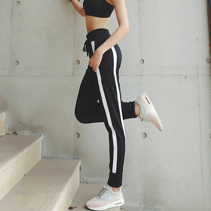 Striped Pocket Fitness Trousers for Active Wear