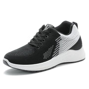 Women's sports shoes