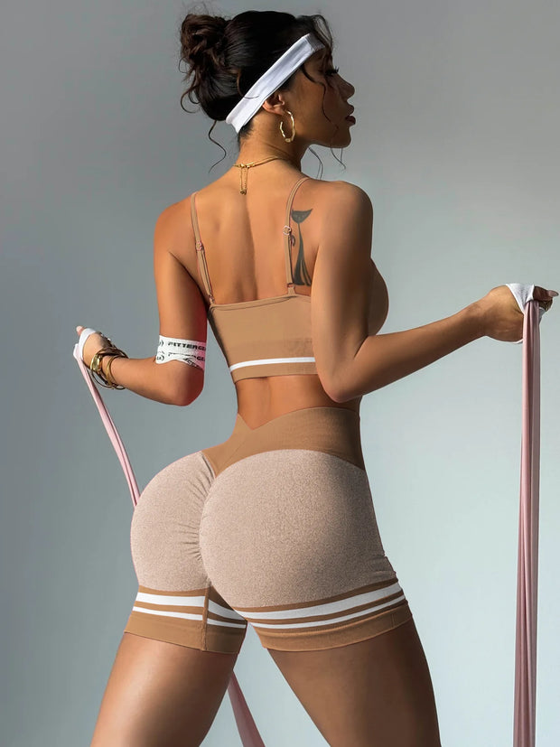 Women's Sports Set Bra with Pad Line & V Back Shorts