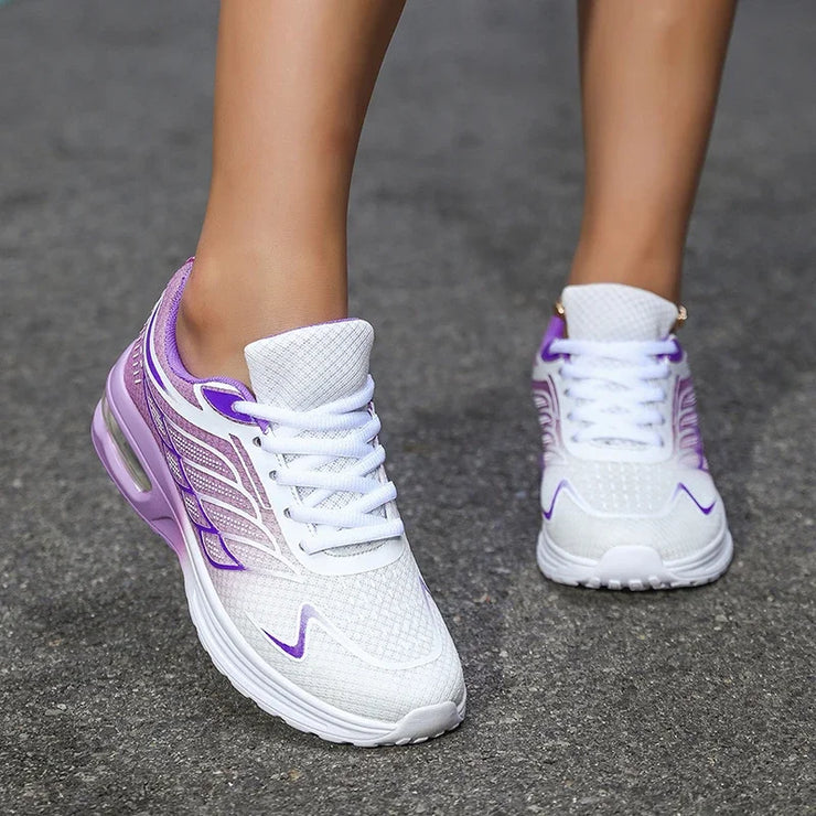 Women's Sports Shoes