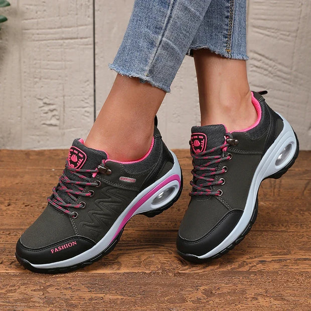 Women's Sports Shoes