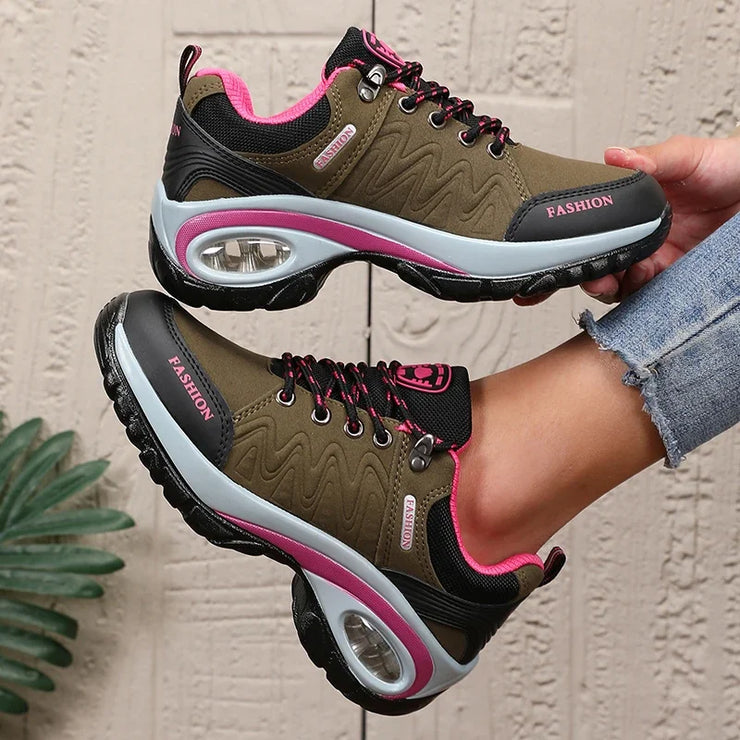 Women's Sports Shoes