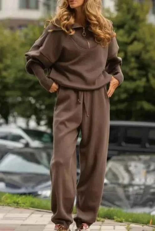 Women’s Sporty Track Suit Set